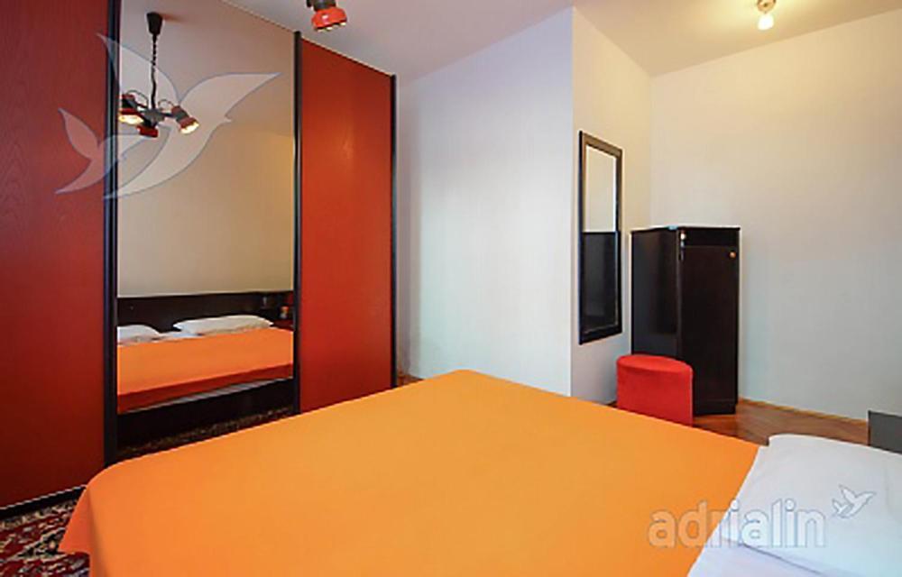 Simper Apartment Dramalj Exterior photo