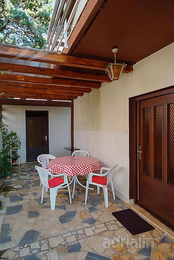 Simper Apartment Dramalj Exterior photo